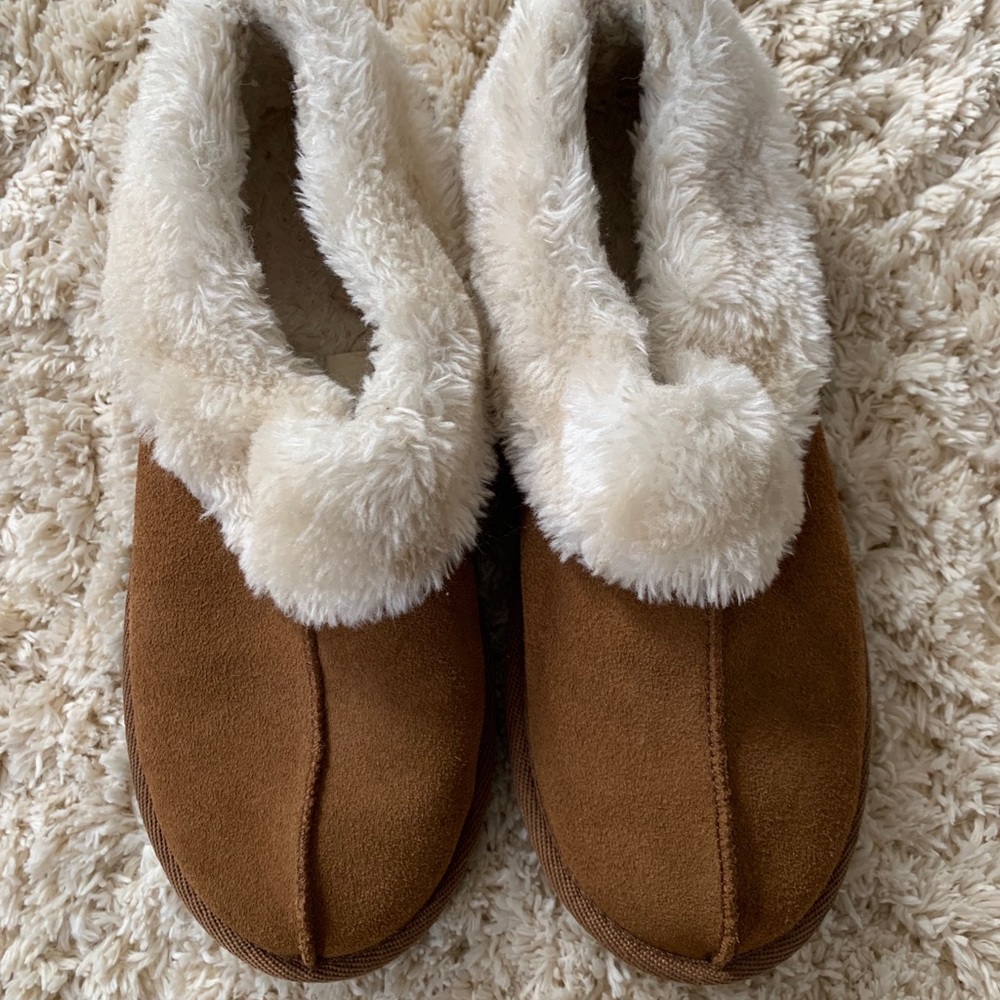 Like New Faux Suede Slippers